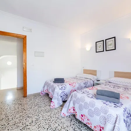 Moya Guest house *