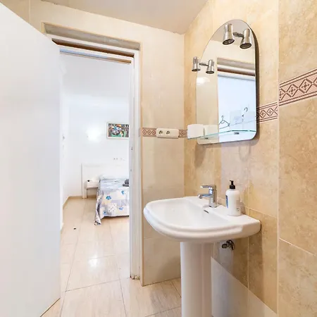 Moya 3* רוקאוטס דה מר